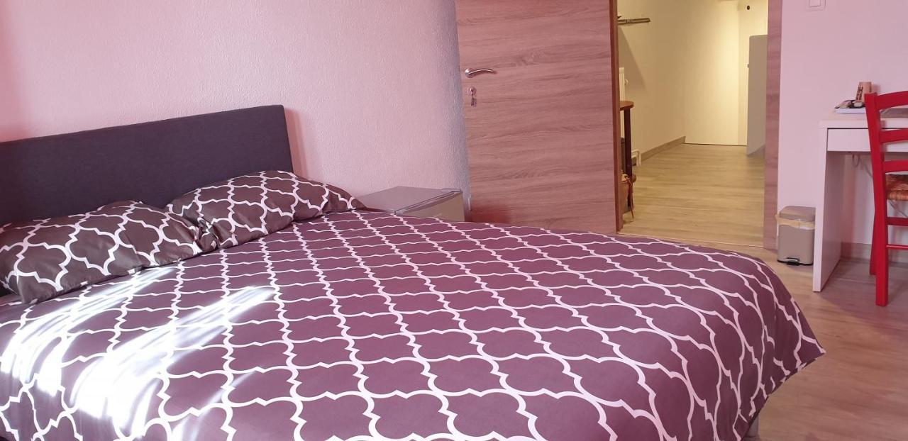 A Casa Mia Hotel Wavre Bagian luar foto